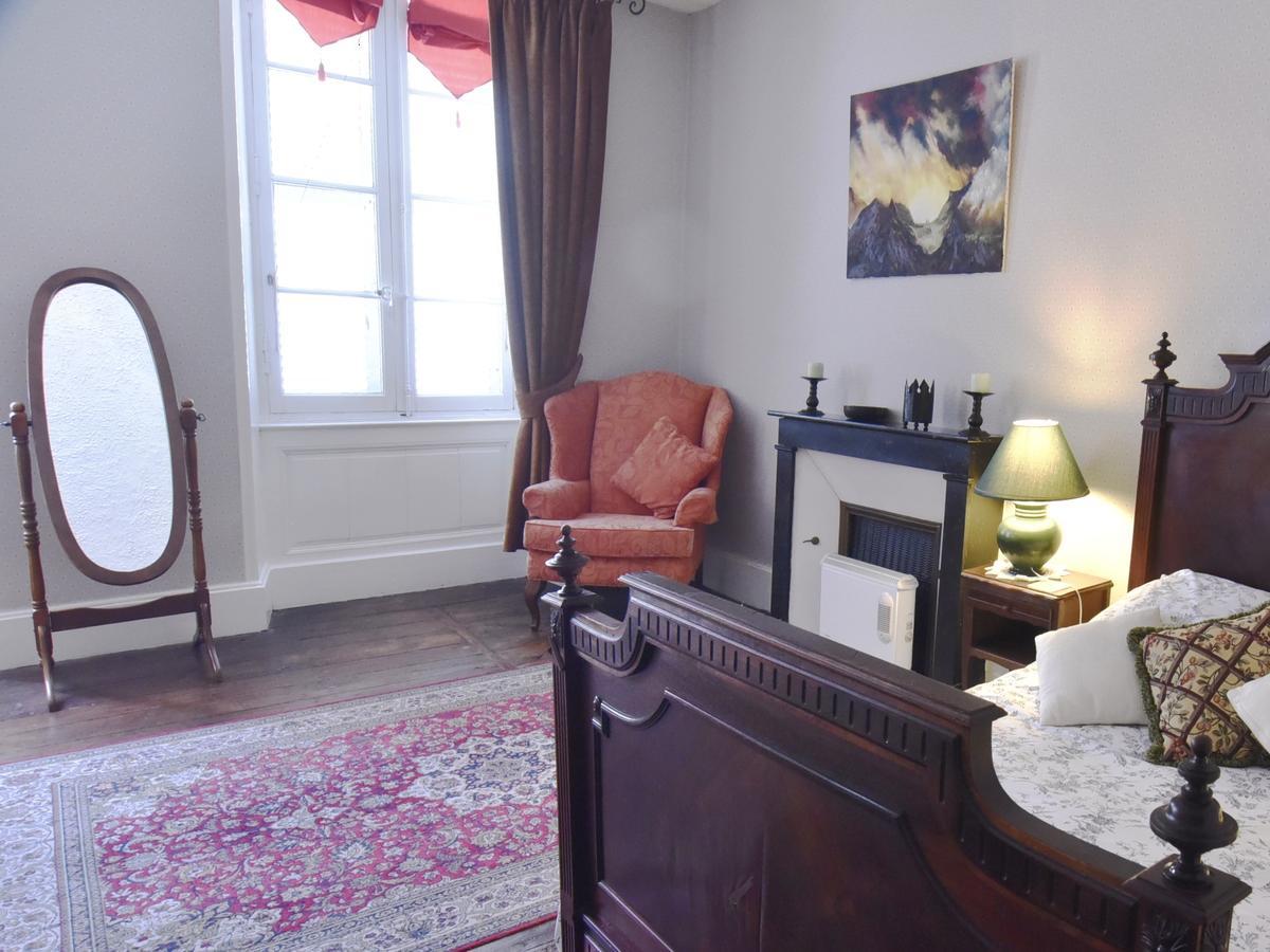 Maison Du Magnolia Confolens Ngoại thất bức ảnh